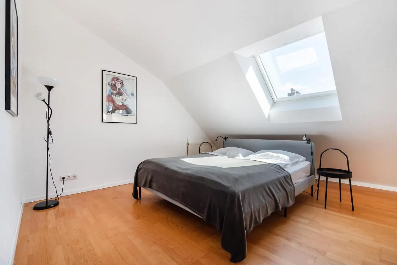 Vienna Roof Top Apartment With Terrace, Parking And Ac
