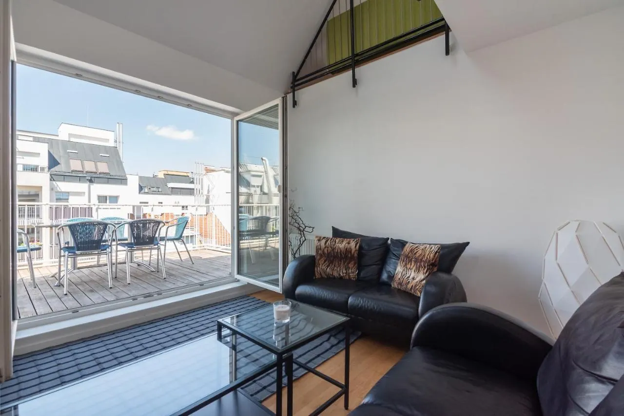 Vienna Roof Top Apartment With Terrace, Parking And Ac