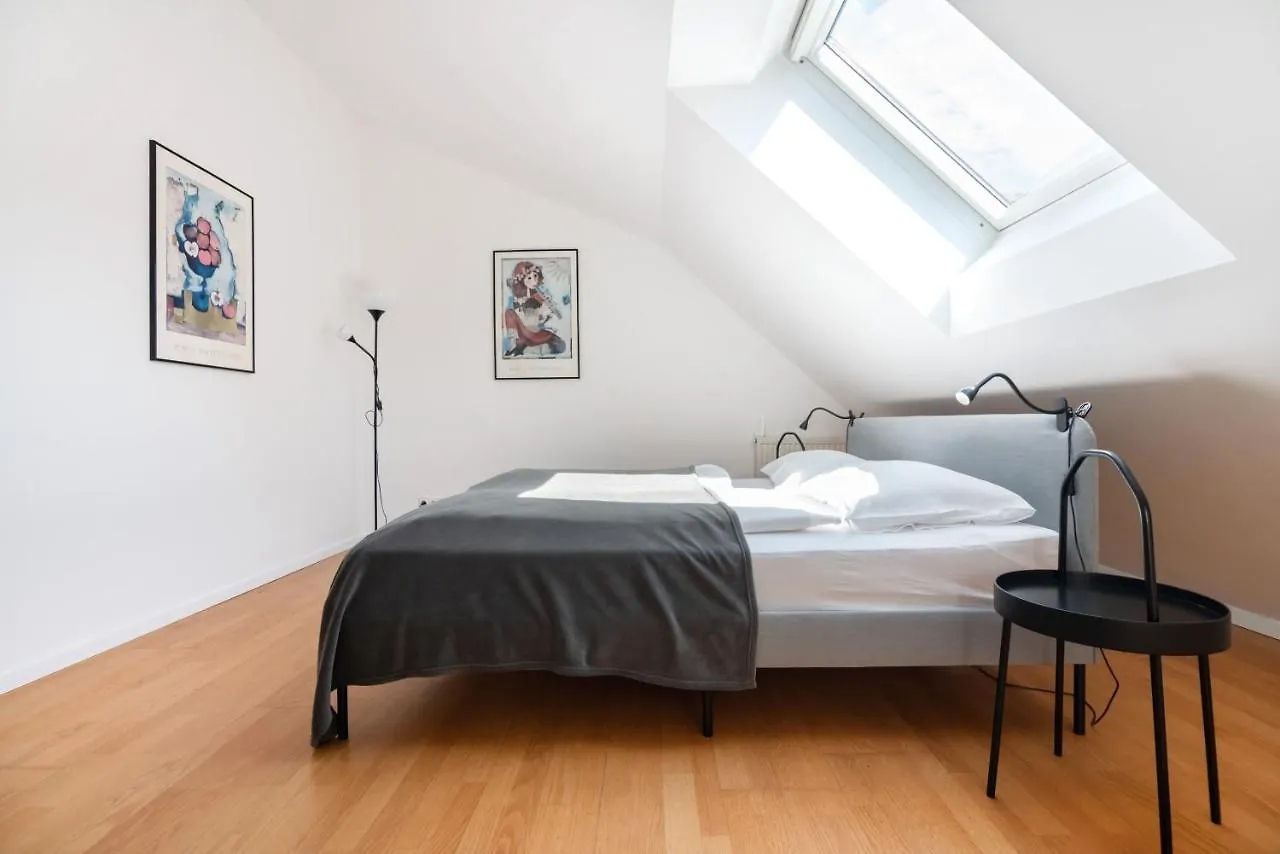 Vienna Roof Top Apartment With Terrace, Parking And Ac