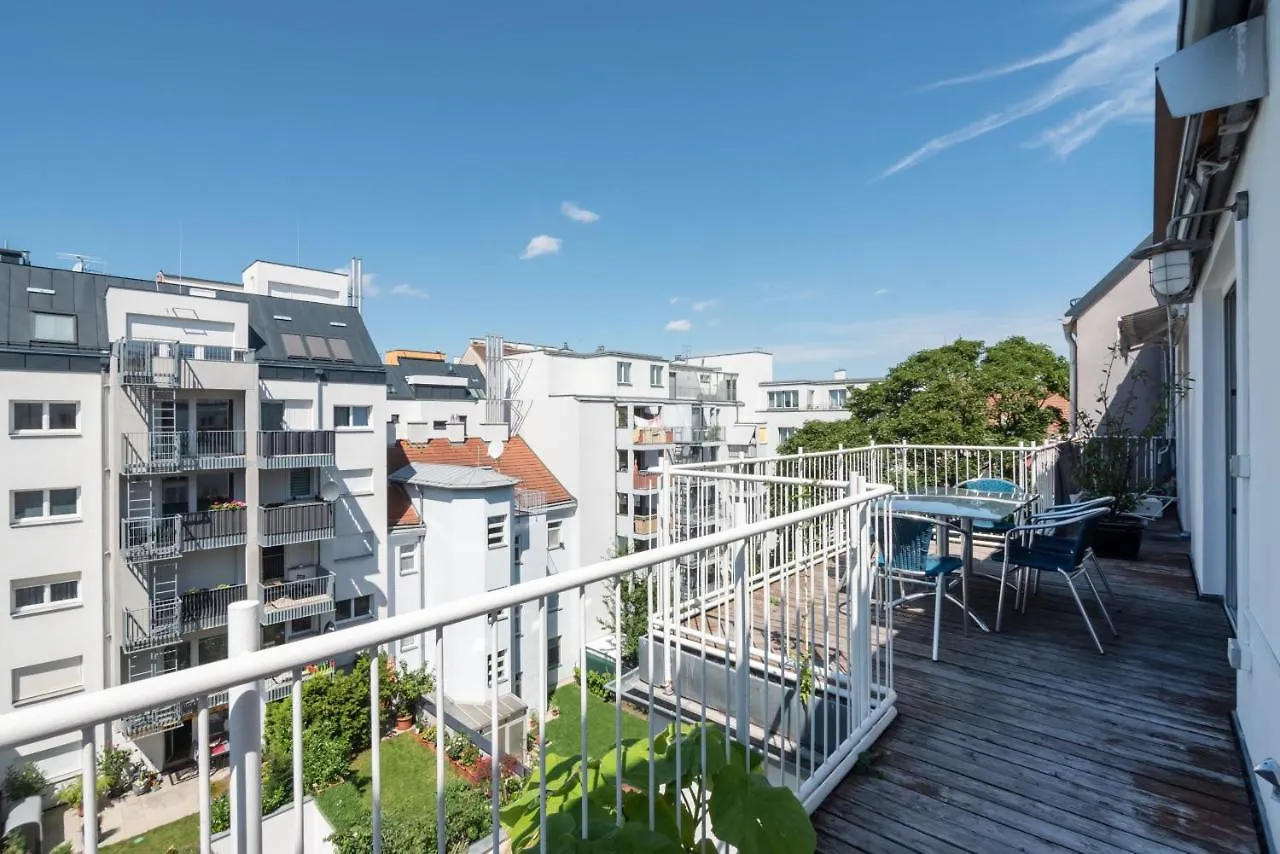 Vienna Roof Top Apartment With Terrace, Parking And Ac 0*,