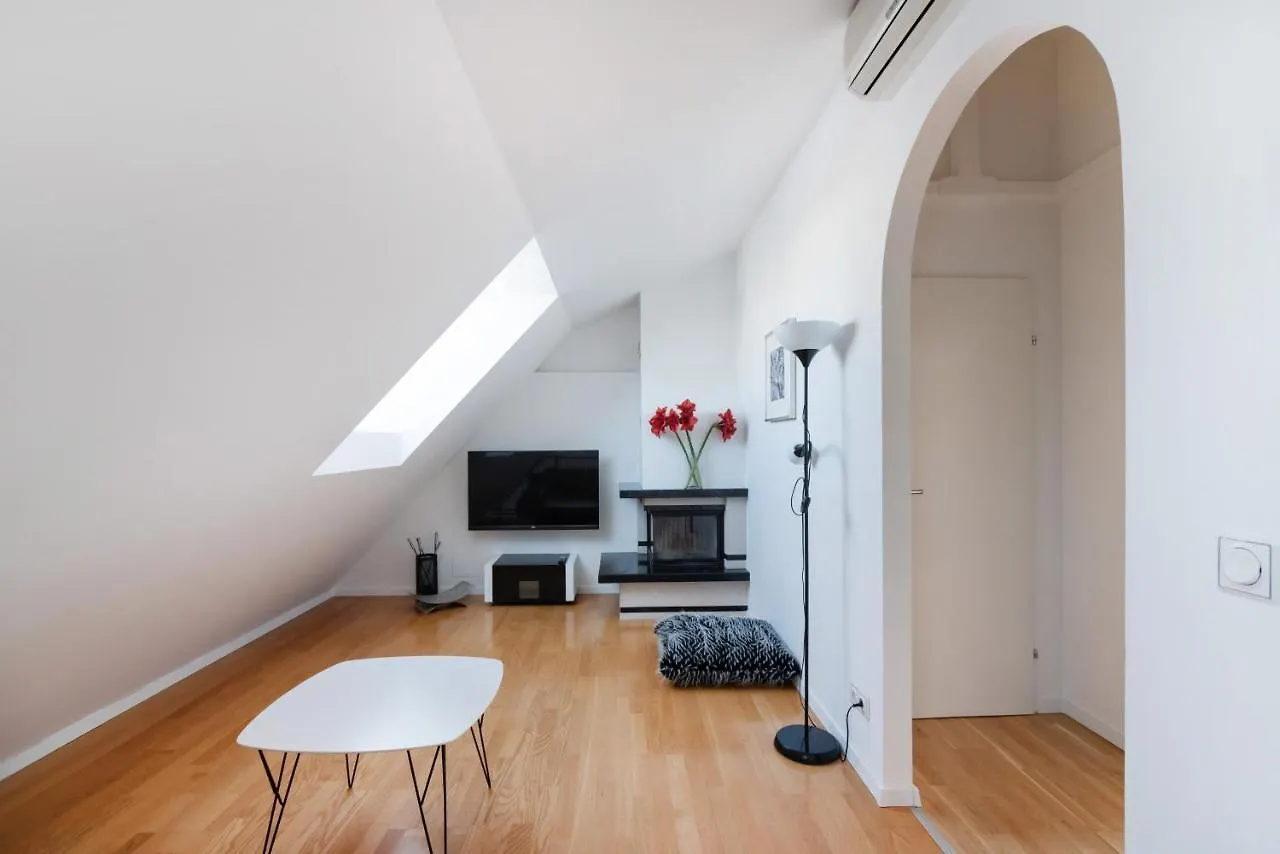 Vienna Roof Top Apartment With Terrace, Parking And Ac 0*,