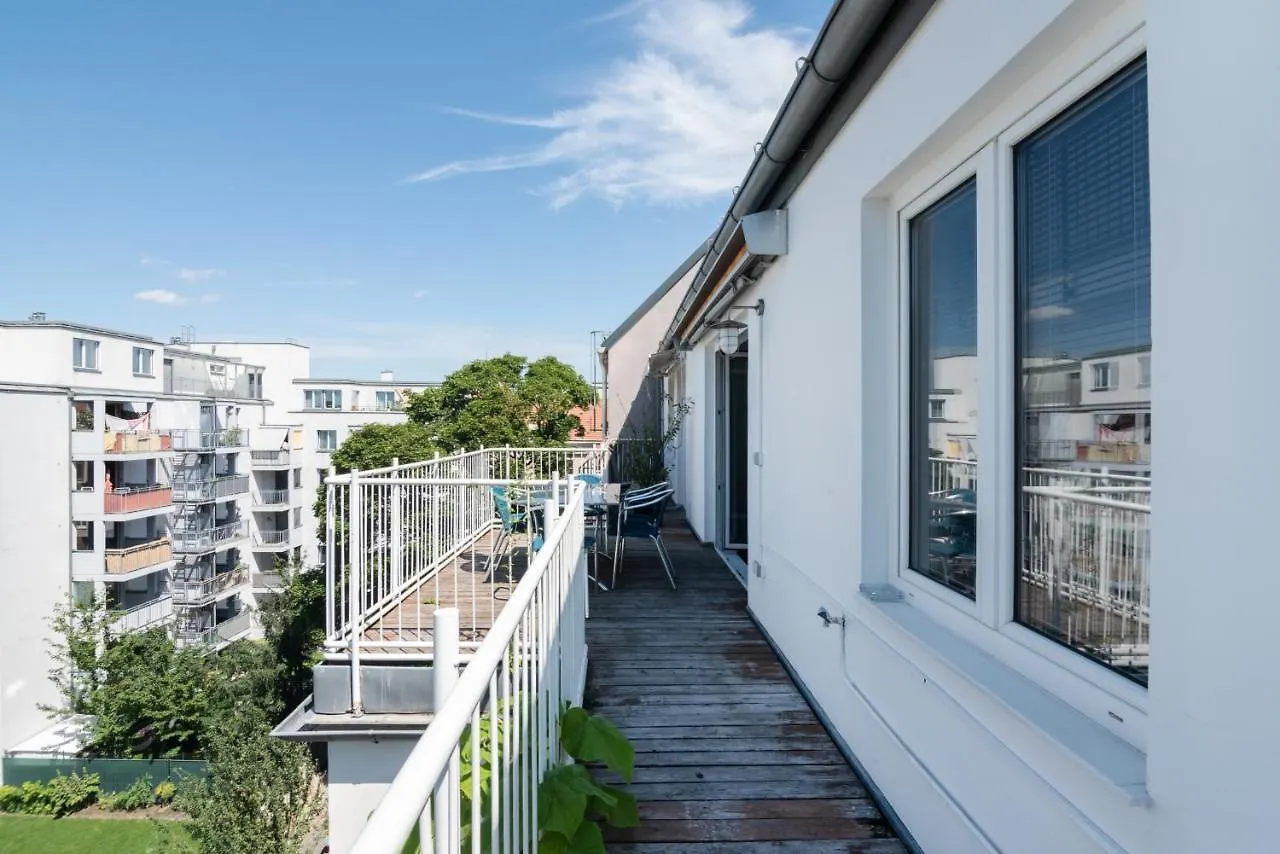 Vienna Roof Top Apartment With Terrace, Parking And Ac